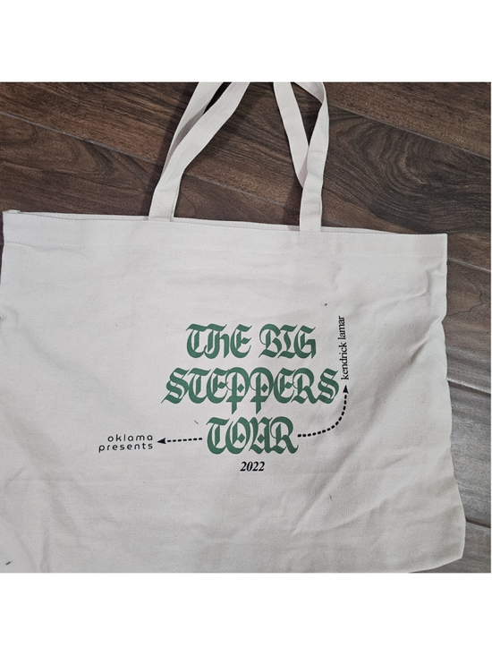 Kendrick Lamar Handbags - Kendrick Lamar The Big Steppers Tour Tote Bag One Size Beige Green